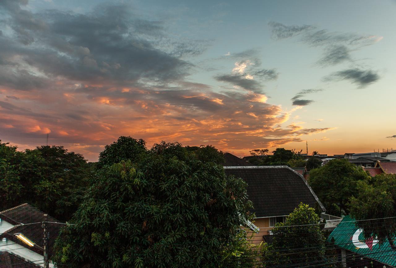 Meesuk Boutique House Hotel Chiang Mai Luaran gambar